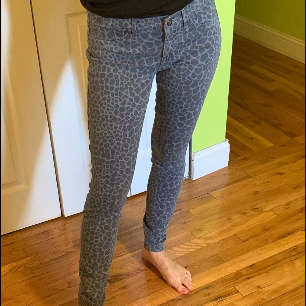 Skinny pants